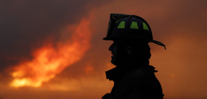 Con sentido homenaje a Bomberos se dio inicio a la Gala de Viña 2017