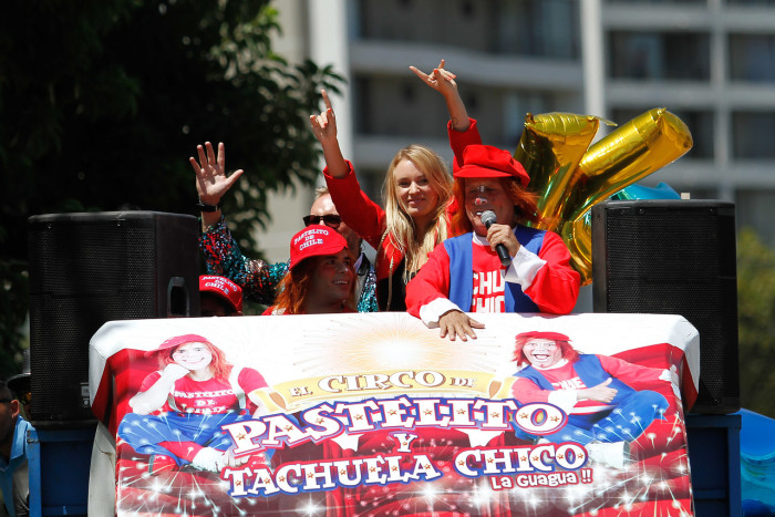 Catalina Palma: la contorsionista que se lució en inscripción de candidatura de Kika Silva