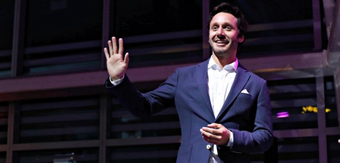 Mánager de Benja Vicuña responde a supuesto coqueteo del actor con participante de reality