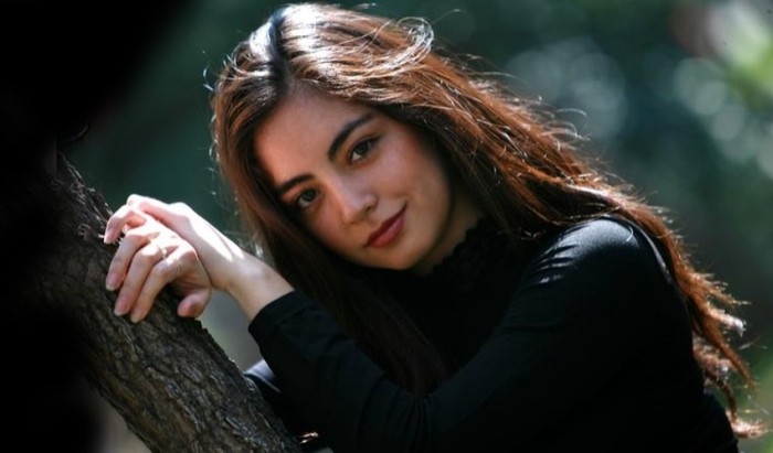 ¿La nueva Thalía? La incipiente carrera de la ex BKN Vanessa Aguilera en México