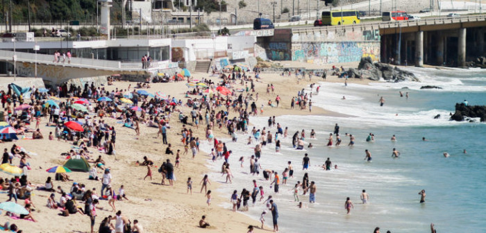 Turista impactado por ola es trasladado de urgencia en Uber por falta de ambulancia