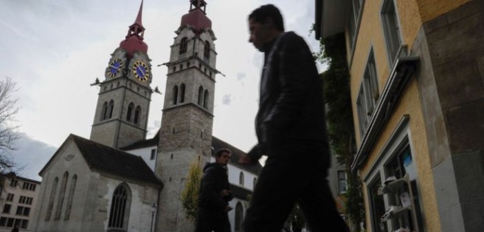 El drama de un hombre que fue violado por un cura en Suiza durante cuatro años