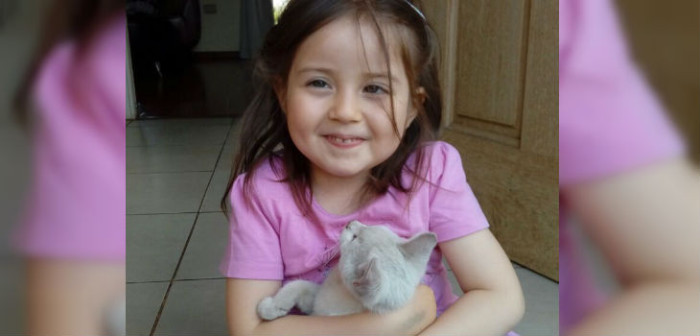 Niña de 5 años requiere costoso medicamento y familia busca $40 millones contra el tiempo