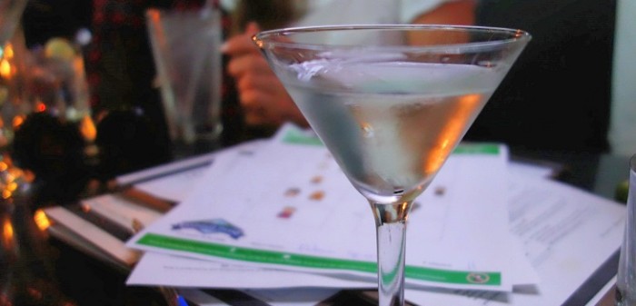 Retiran botellas de vodka con 81% de graduación alcohólica en Canadá