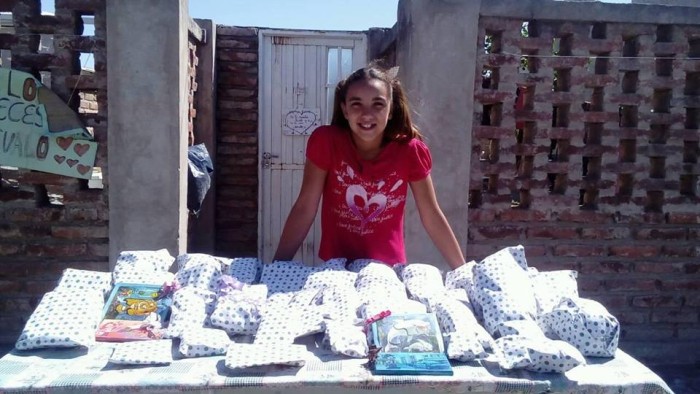 Agustina: la niña de 11 años que ayuda a los más necesitados con creativo emprendimiento