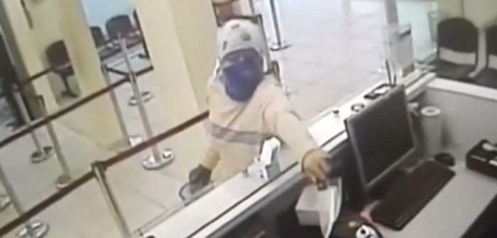 Los motivos detrás del asalto en pijama que protagonizó ingeniero civil contra ServiEstado