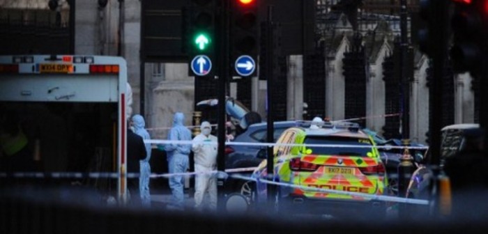 La triste historia detrás del diputado que intentó salvar a policía acuchillado en Londres