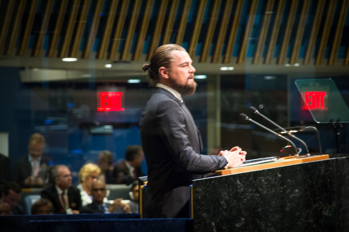 Leonardo DiCaprio sorprende tras compartir fotografía donde aparece la presidenta Bachelet