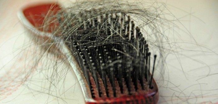 ¿Se te cae el pelo? Mitos y verdades sobre la pérdida del cabello en mujeres