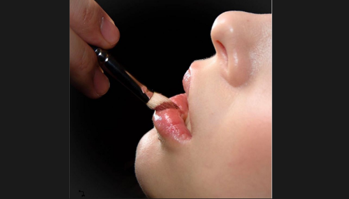 Lollipop Lipstick: La singular moda labial que muy pocas se atreverían a usar