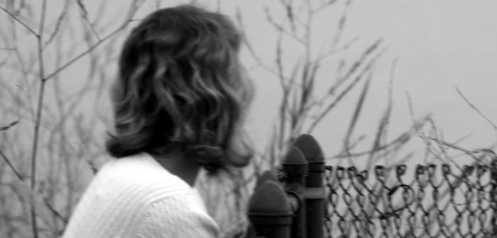 Mujer fue abusada sexualmente por su pareja de 14 años frente a su hija: era un violador