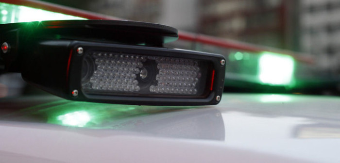 Dos hombres ebrios quedan heridos tras lanzarse contra patrulla de Carabineros