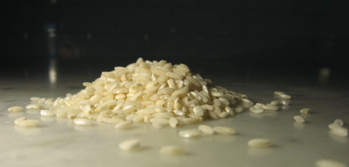 Inician sumario por presencia de gusanos en arroz vendido en supermercado de Los Ángeles