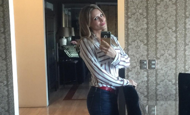 Carola Julio deleita a sus seguidores con espectaculares fotografías en bikini