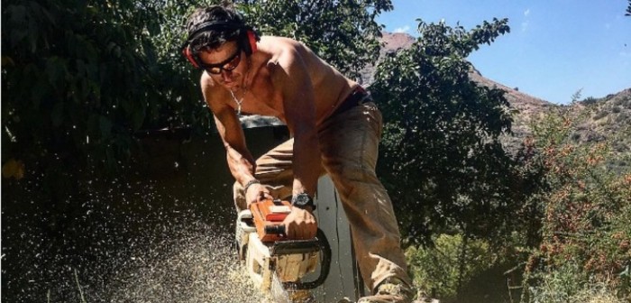 Pangal Andrade contó detalles de la casa ecológica que construye de neumáticos y barro