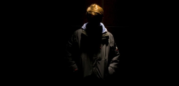 Arrestan a hombre que tuvo por más de 10 años encerrada a una mujer: era su esclava sexual