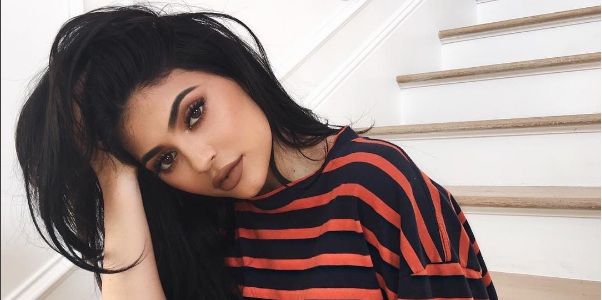 Kylie Jenner sorprendió tras aceptar acompañar a un joven a su baile de graduación