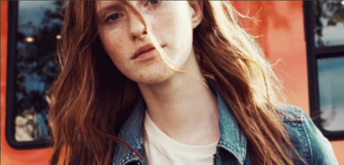 La nueva y extravagante tendencia en jeans que dejan ver el trasero ¿Lo usarías?