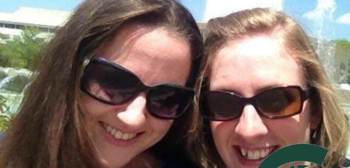 Madre deja crecer el pelo de sus seis hijos mayores para ayudar a niños con cáncer