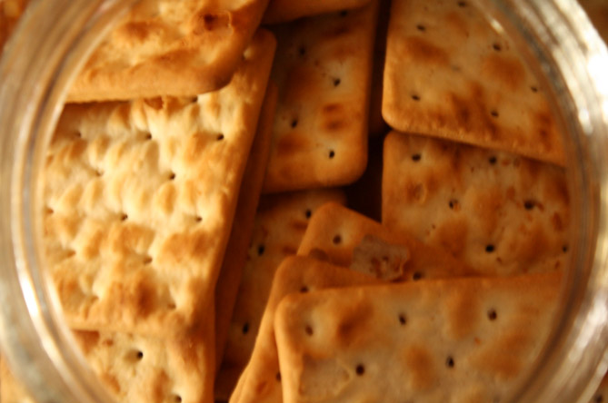 ¿Existen diferencias entre las galletas de soda y agua?