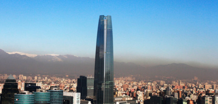 Mujer muere tras lanzarse desde quinto piso del Mall Costanera Center