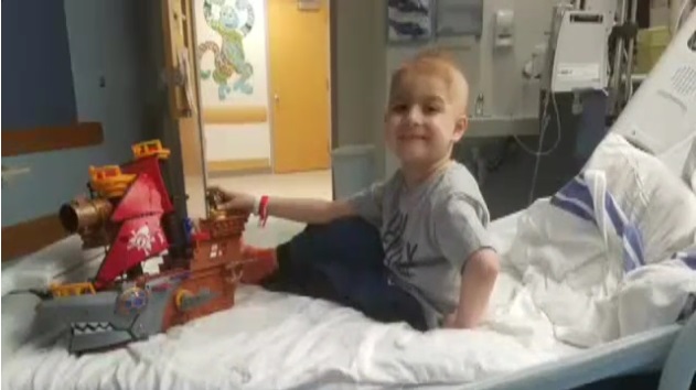 Enfermera estadounidense notó una señal de riesgo mortal en un niño y salvó su vida