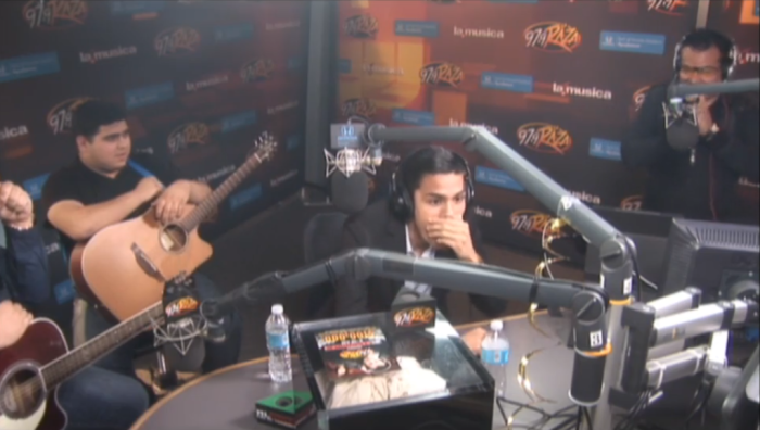 Hombre descubrió que su pareja era infiel luego de dedicarle una serenata radial en EEUU