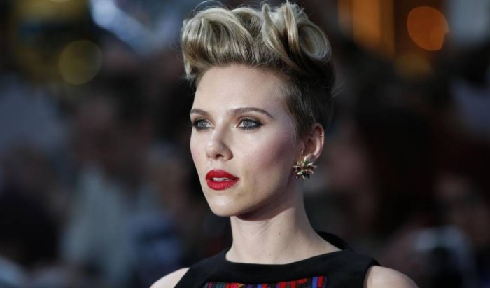 Abuela se vuelve viral en redes por ser la 