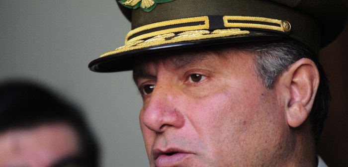 General Villalobos revela expulsión de 40 personas en Carabineros por el caso de fraude