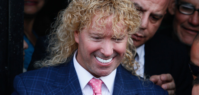 Leonardo Farkas anunció que premiará con $6 millones a 10 'Súper Madres' este domingo