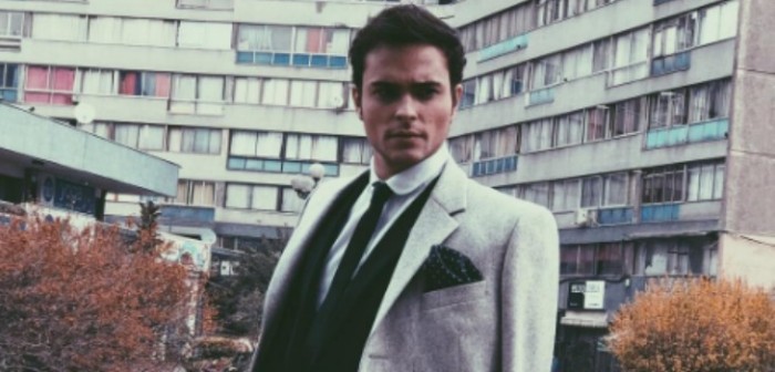 Madre de Augusto Schuster se robó miradas por el gran parecido de ambos