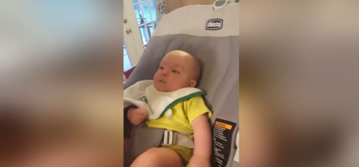 Video de bebé prematuro que le dice 
