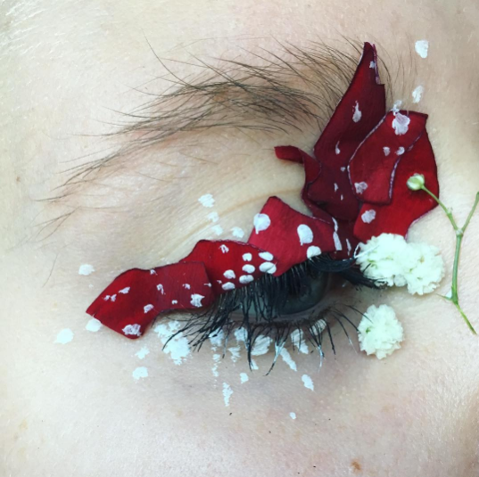 Ellie Costello | Instagram