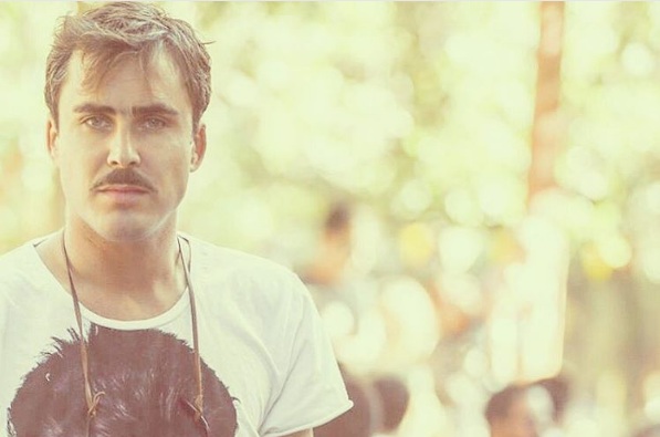 Actor Nicolás Oyarzún encantó a sus fanáticos cantando 'igualito' a Cerati