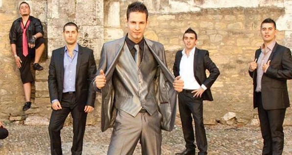 Vocalista de Ráfaga revela por qué se convirtió al cristianismo