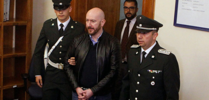 Garay entrega $500 mil para 