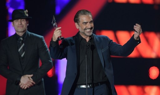 Alejandro Fernández sufrió bochornoso momento en pleno concierto tras beber tequila