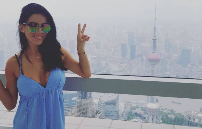 Angie Alvarado nuevamente viajó rumbo a China para reencontrarse con su pololo