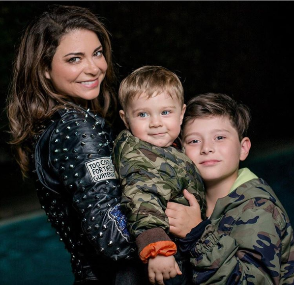 incomunication | Instagram