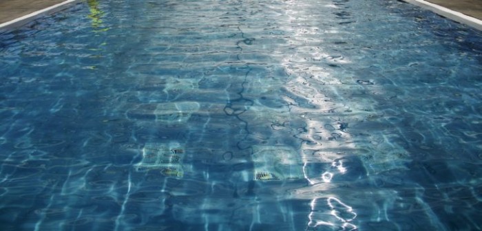 En riesgo vital se encuentra niño de dos años que cayó a piscina en Talagante