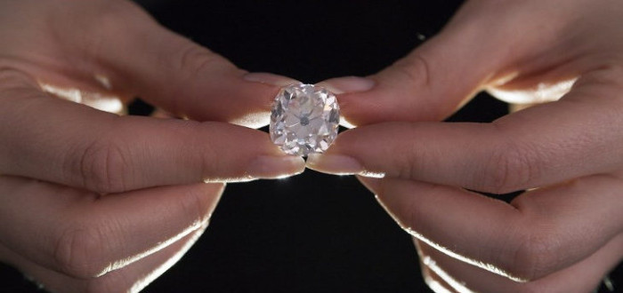 Sortija comprada por $8 mil pesos en Inglaterra podría costar más de $300 millones