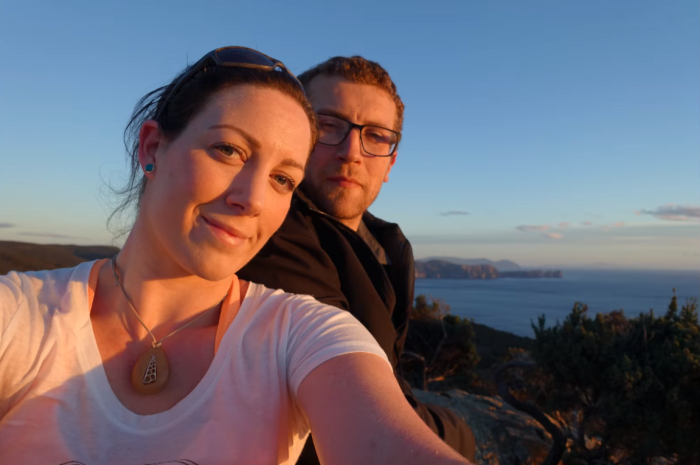 Insólita propuesta: mujer llevó su anillo de compromiso por más de un año sin saberlo