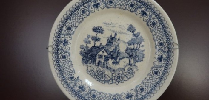 ¡Apostamos a que lo tuviste! El curioso origen del diseño de loza más famoso de Chile