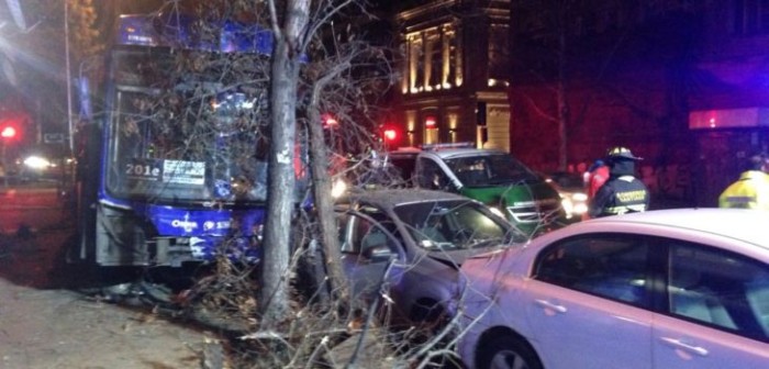 Bus del Transantiago impacta 3 vehículos luego que conductor fuera agredido por pasajero