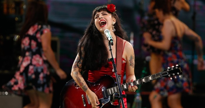 Mon Laferte pierde la voz en medio de concierto en Estados Unidos