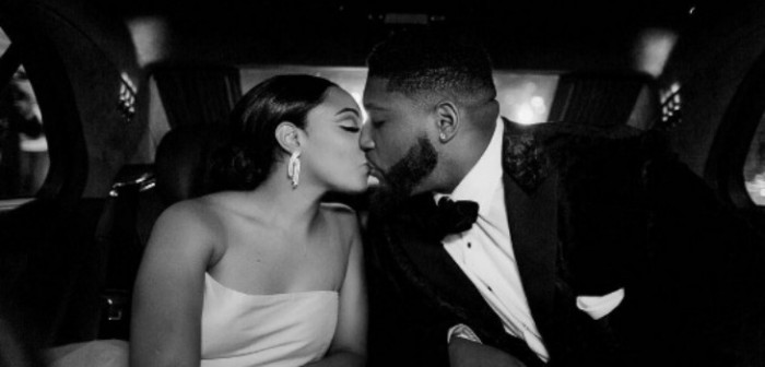 El tierno acto de amor de este hombre hacia su mujer conmovió a las redes sociales