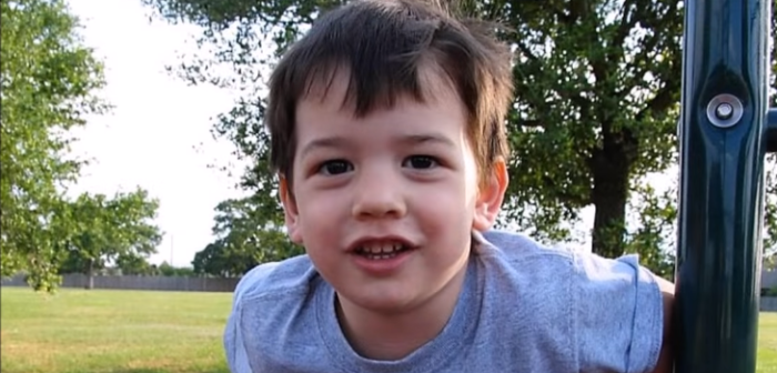 Madre publicó triste video sobre la importancia de la silla de auto tras perder a su hijo