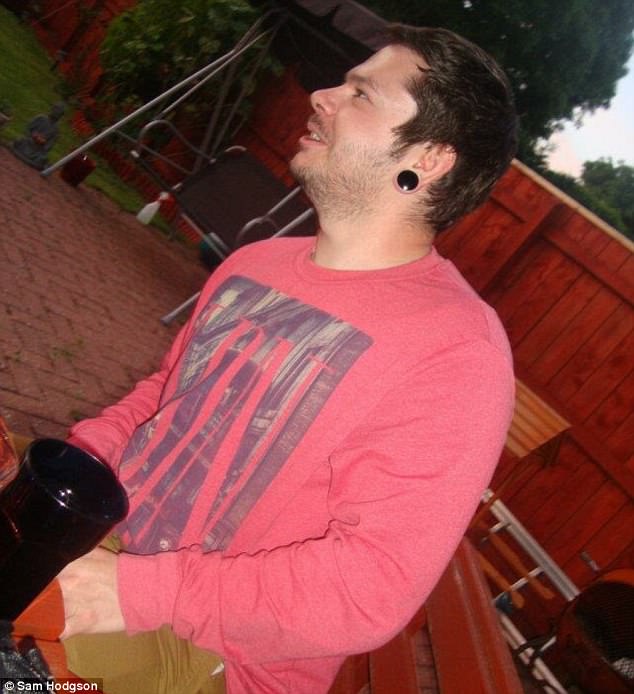 Sam Hodgson | Instagram