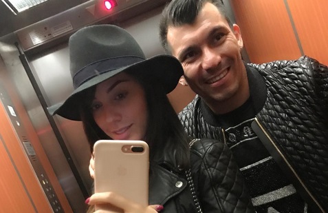 ¿Muy distinta? Novia de Gary Medel sorprendió con video de su juventud