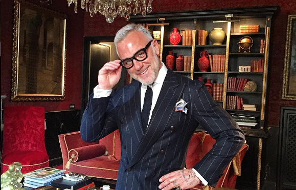 La historia de Gianluca Vacchi, el millonario italiano que la rompe en redes sociales